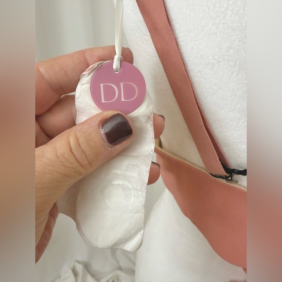 NWT Victoria’s Secret BioFit Multiway Bra With Underwire Size 40DD - Picture 3 of 9